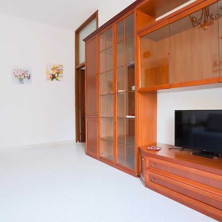 Bright Apartment Near The Sea With Parking Salerno Dış mekan fotoğraf